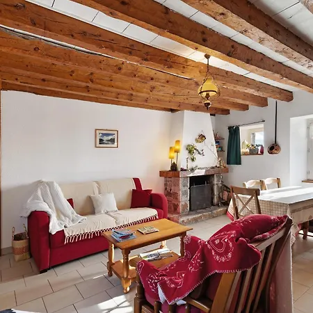 Camporells Apartment